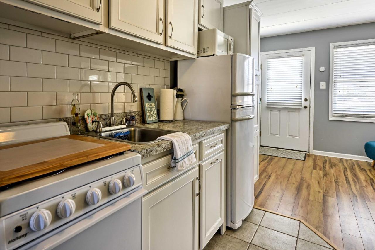 North Wildwood Condo With Pool, Walk To Boardwalk! ภายนอก รูปภาพ